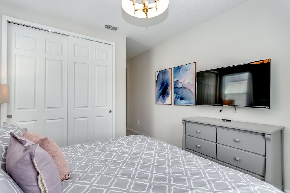 1834cvt New Solara 9 Bedroom 6 Bathroom Resort - photo 10