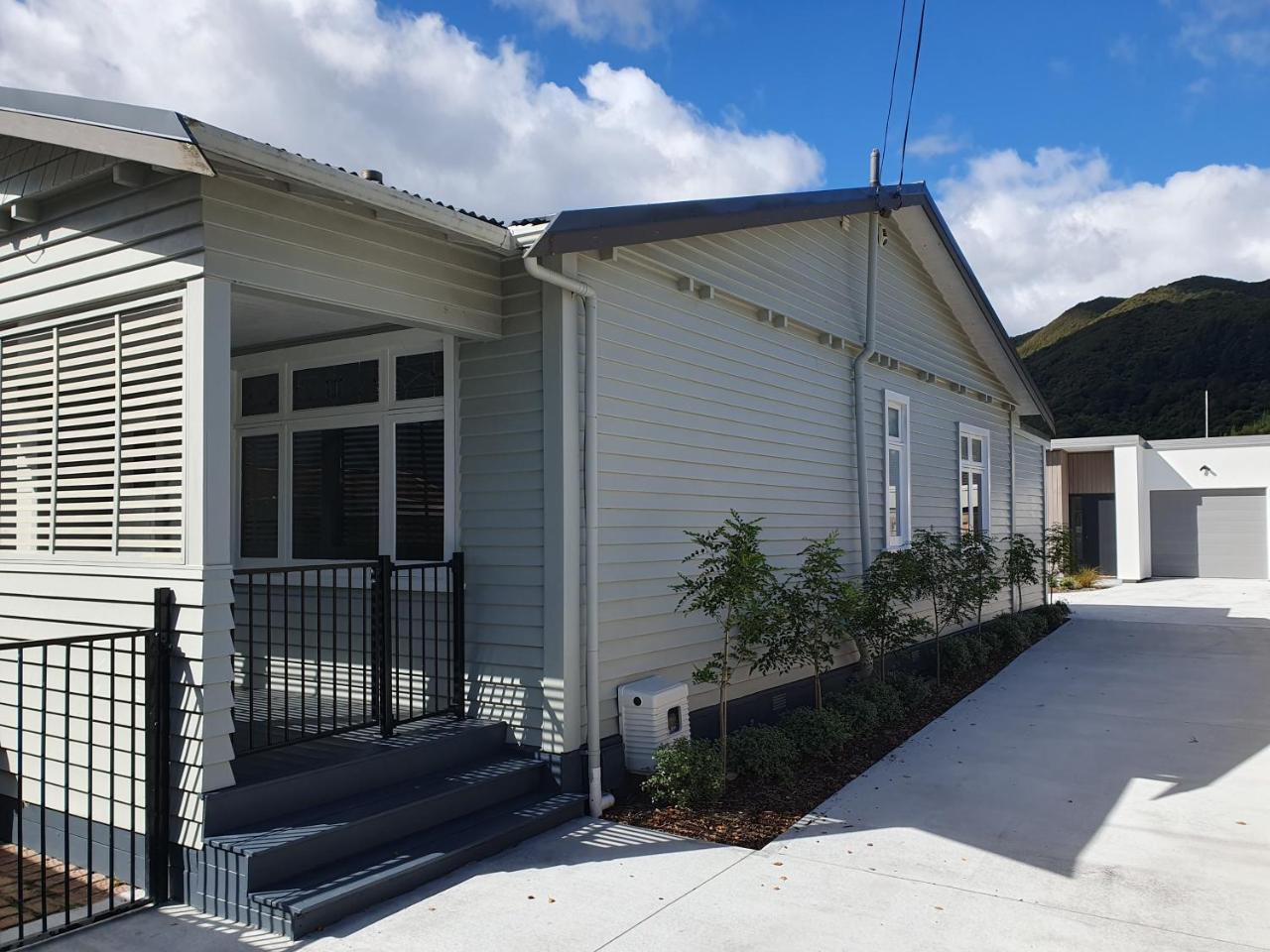 Dog friendly in Waterloo in Lower Hutt, New Zealand