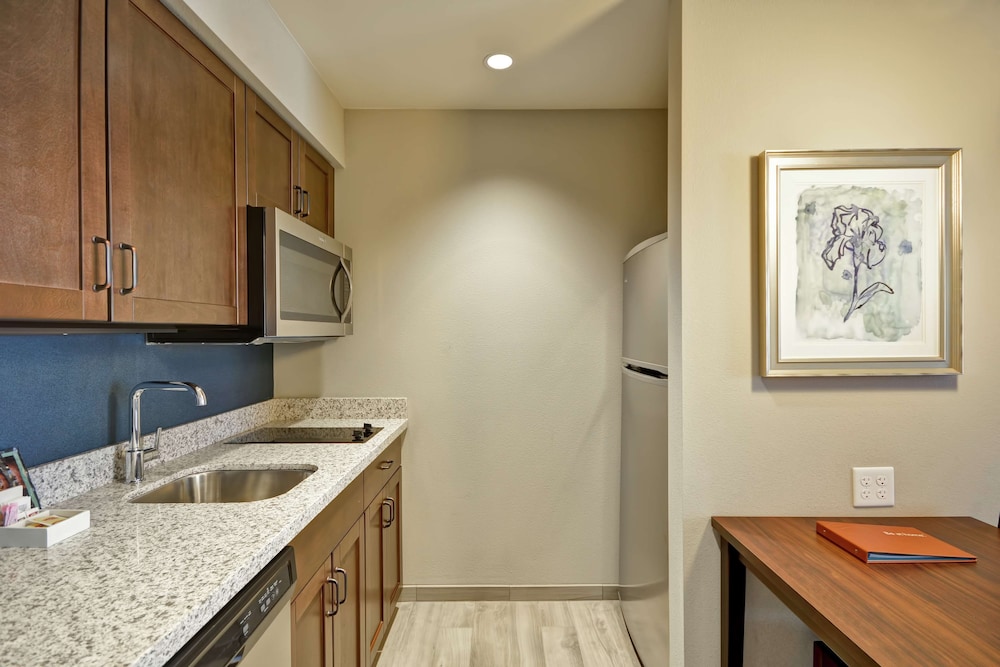 Homewood Suites by Hilton Phoenix Tempe ASU Area - photo 20