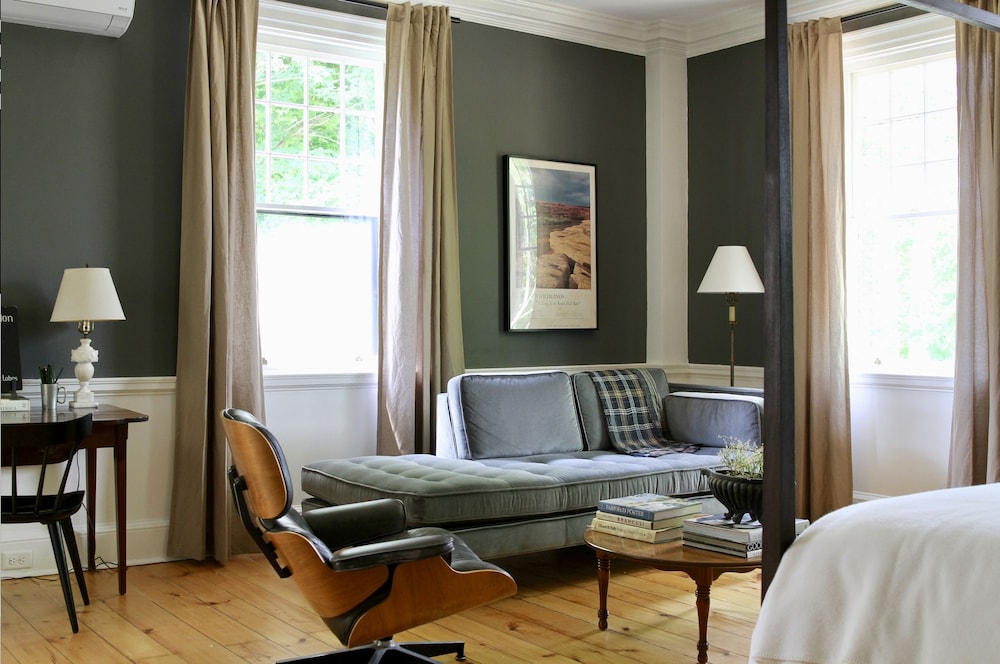 Inn at Kenmore Hall - photo 14