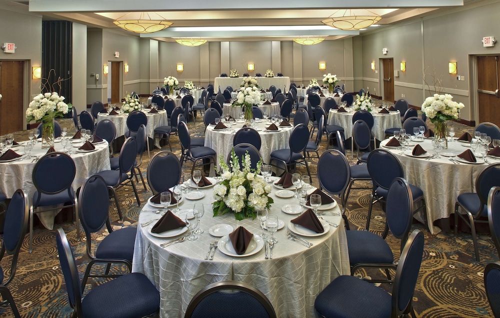 DoubleTree by Hilton Murfreesboro - photo 51