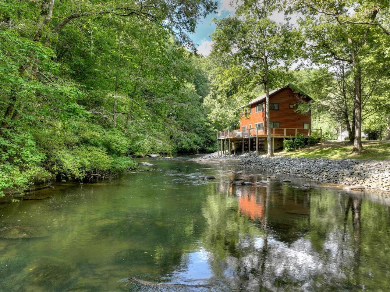 Creeksong in Ellijay, United States