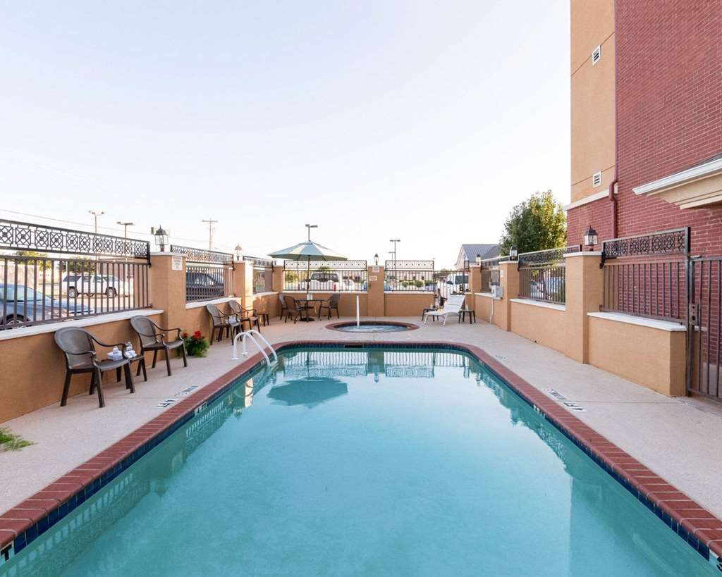 Comfort Inn & Suites Regional Medical Center - photo 20