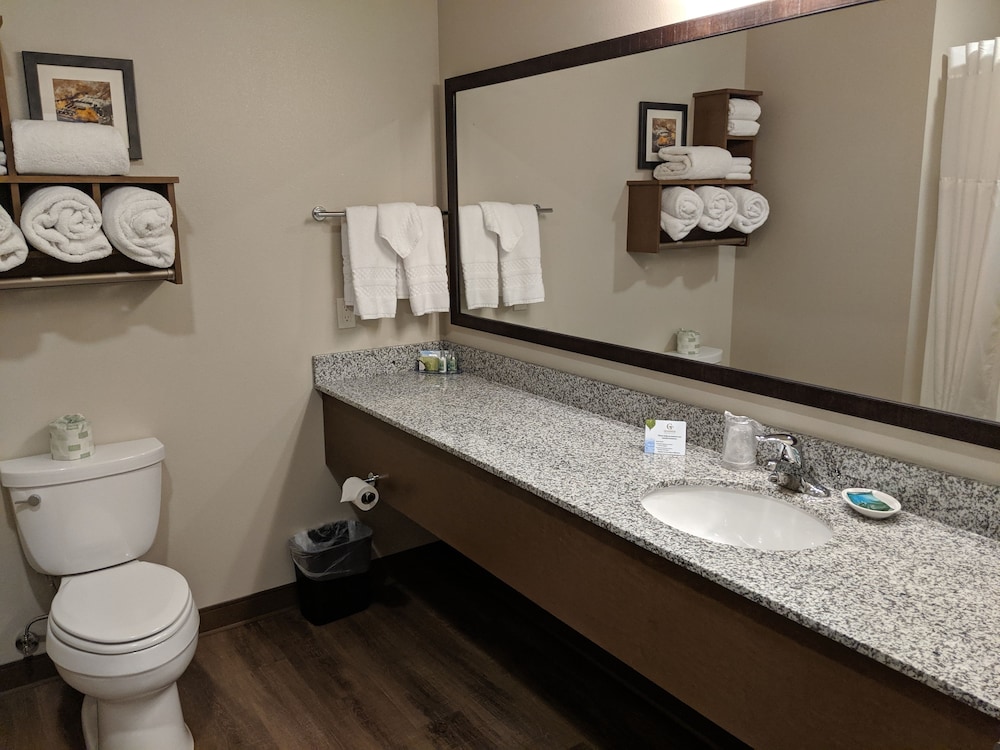 GrandStay Hotel & Suites Sisters - photo 19