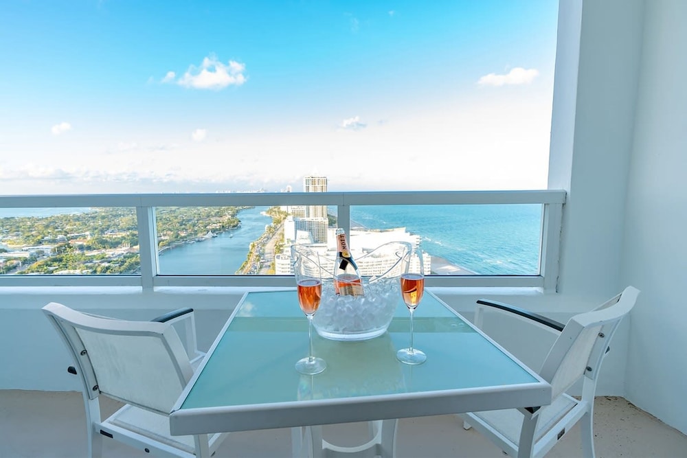 Fontainebleau Miami Beach Private Luxury Suites - photo 508