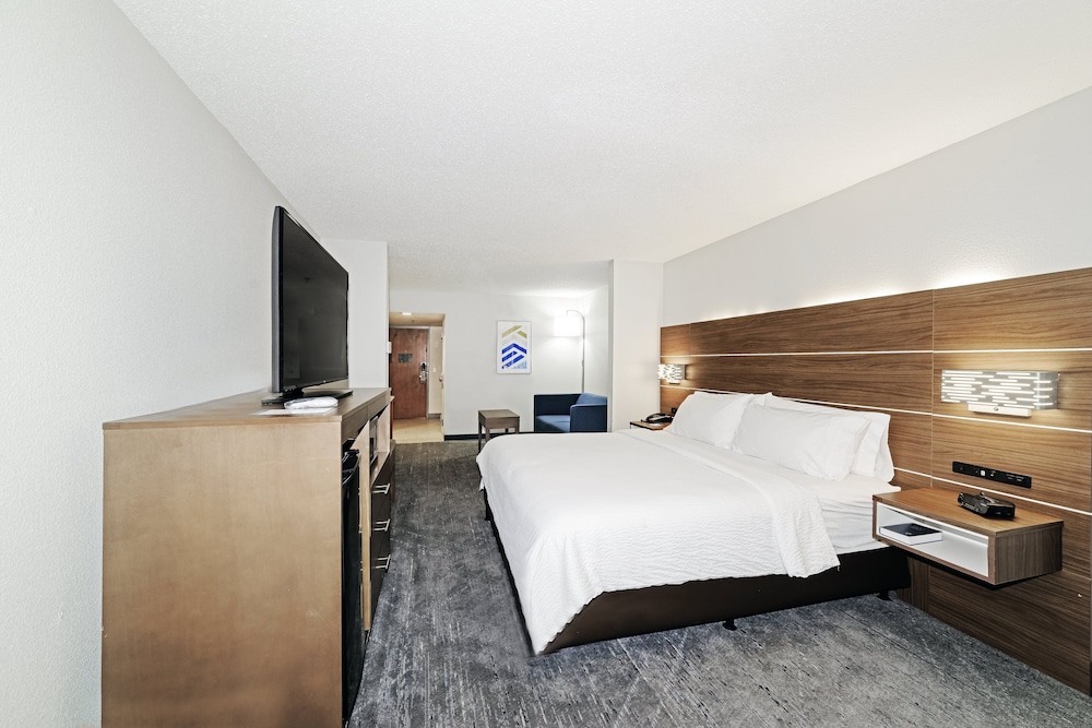 Holiday Inn Express and Suites Walterboro I 95 - photo 8
