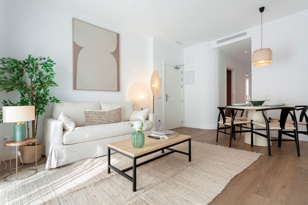 Bright 2BD Apartment in Madrid Zabaleta IV Chamartín Madrid