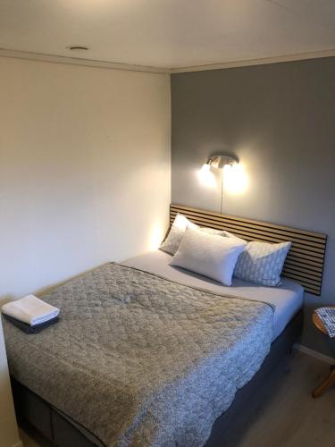 Private room on quiet street in Bodo, Norway