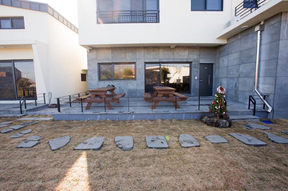 Arapani Pension — 4-Star Luxury Hotel in Jeju City, South Korea
