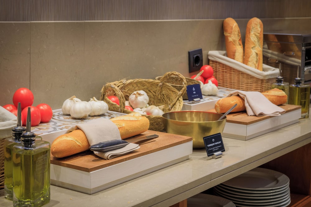 מזון ומשקאות