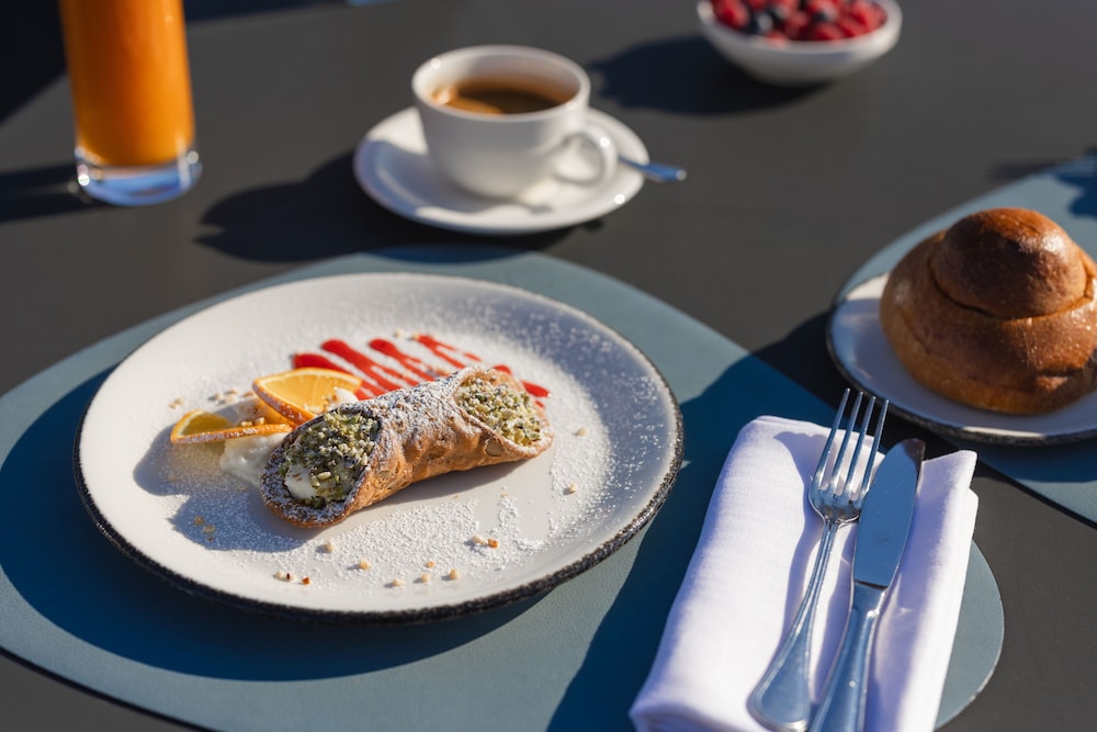 מזון ומשקאות