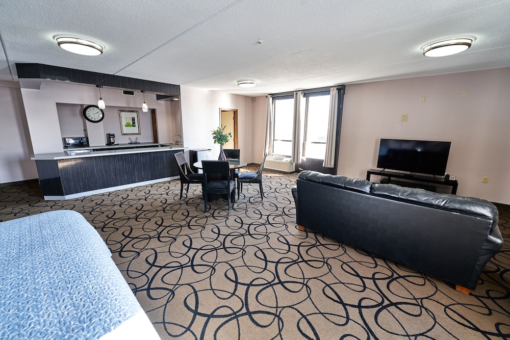 Seaport Resort & Marina - photo 20