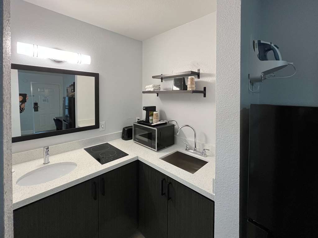 Studio6 Conroe TX - photo 8