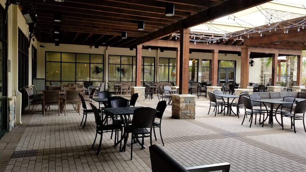 Embassy Suites by Hilton McAllen Convention Center - photo 54