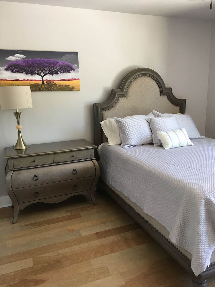 The Hotel at Huntington Square - photo 58