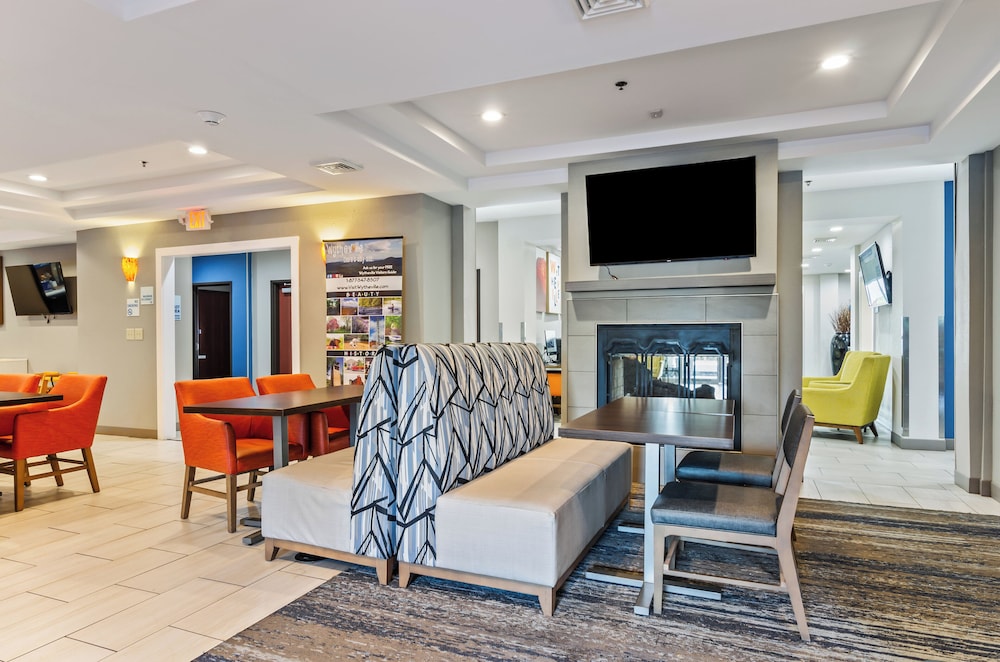 Holiday Inn Express and Suites Wytheville by IHG - photo 62