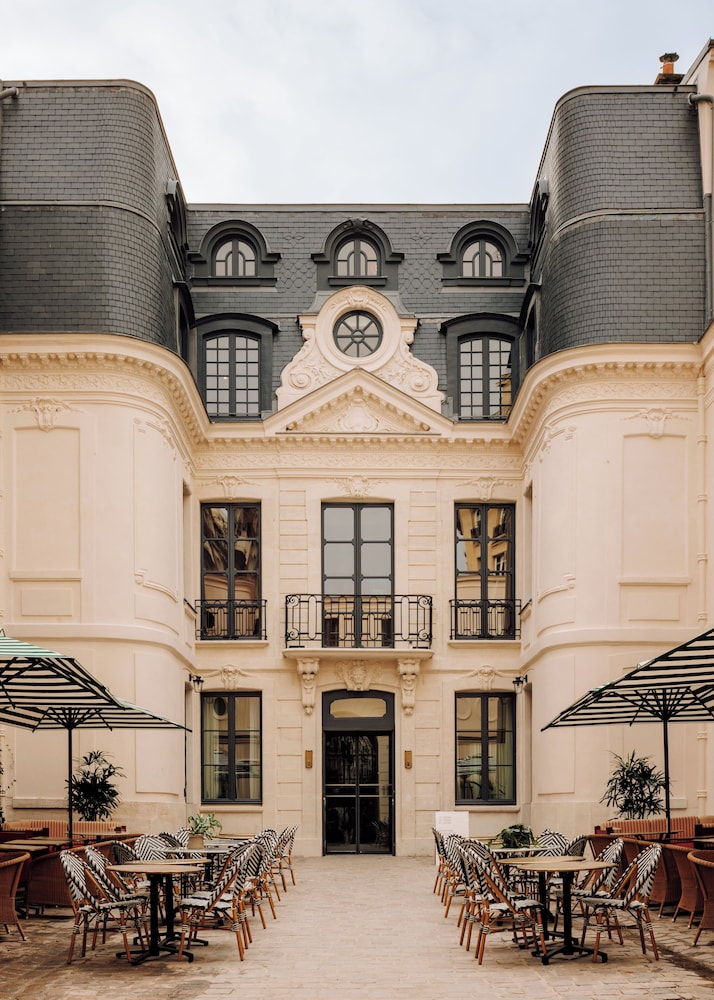 Le Jardin De Verre By Locke — 4-Star Luxury Hotel in Paris, France