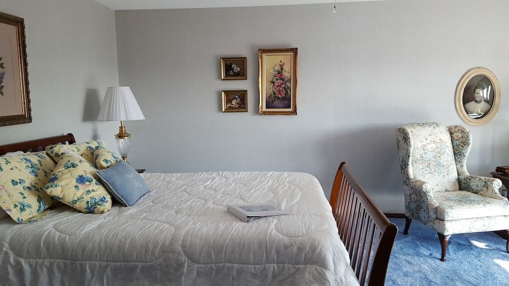 The Inn at Bella Vista - photo 3