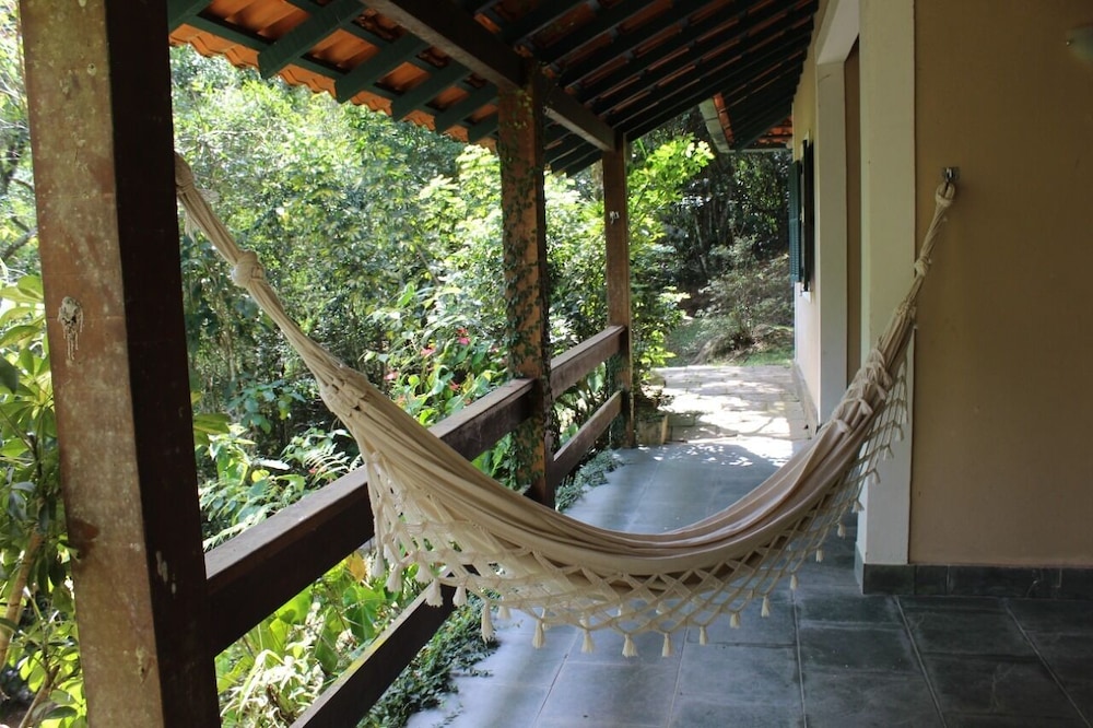 Casinha no sítio Calmamente in Teresopolis, Brasil