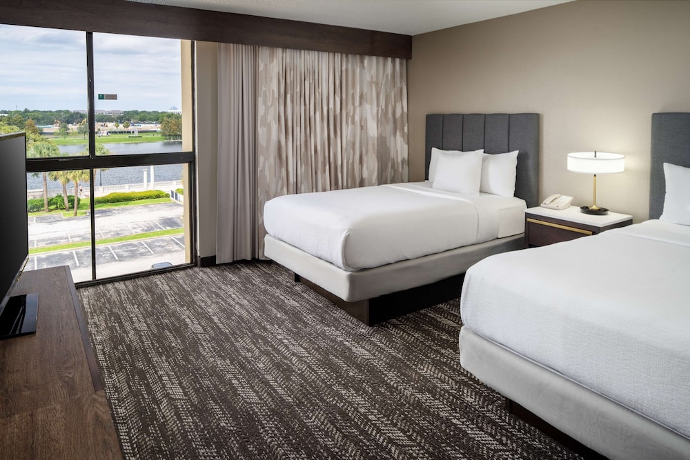 Embassy Suites by Hilton Orlando North - photo 12