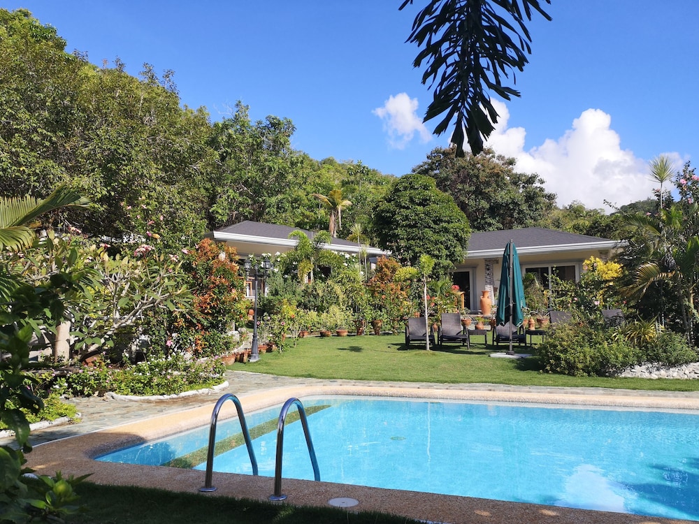 Garden Bungalows Resort in Siquijor, Philippines