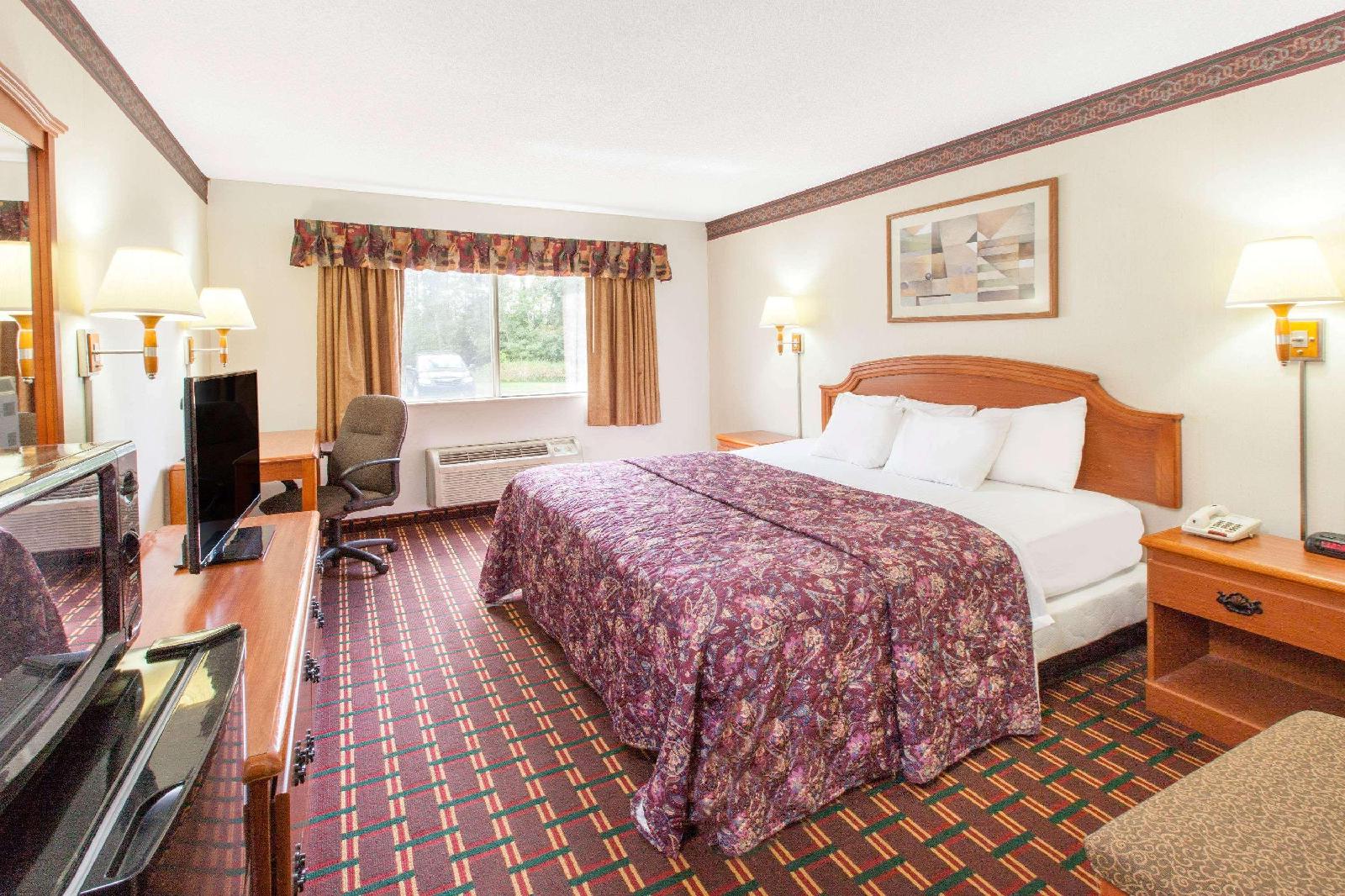Days Inn Sault Ste Marie - photo 4