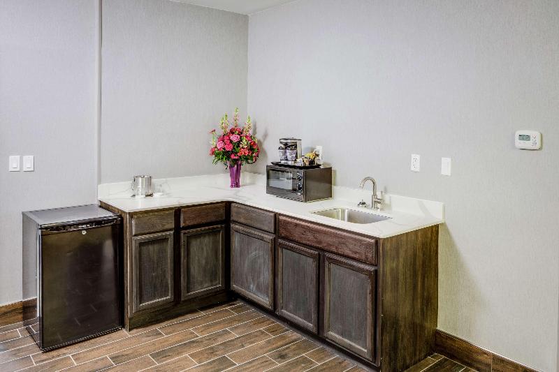 DoubleTree by Hilton Huntington - photo 102