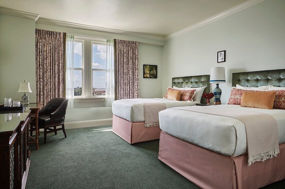 The Pontchartrain Hotel - photo 22