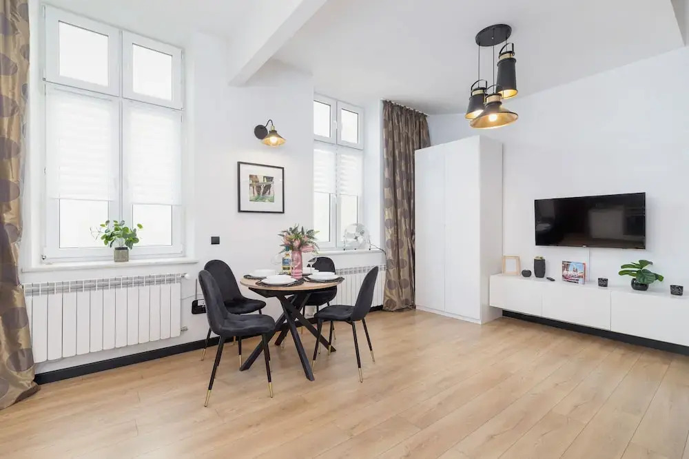 Ariańska Studio with Mezzanine Cracow Center by Noclegi Renters — 4-Star Luxury Hotel in Krakow, Poland