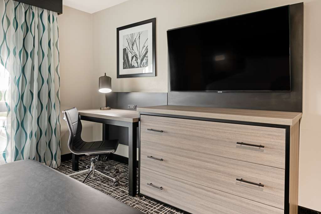 Best Western Plus Greenwood Indy South Inn - photo 22