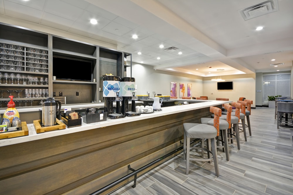 Hilton Garden Inn Tulsa Broken Arrow - photo 23