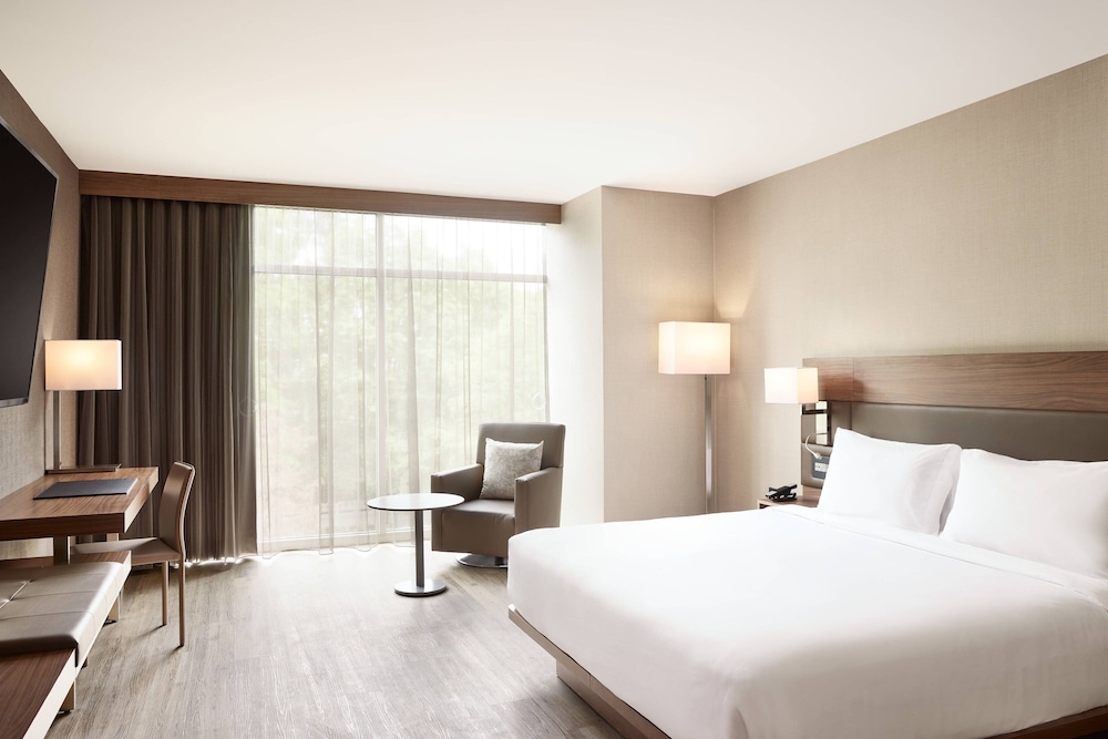 AC Hotel Atlanta Perimeter - photo 10