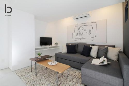 b hotel Heiwaodori 501 Huge Apt Famous Hiroshima Dori For 6ppl in Hiroshima, Japan