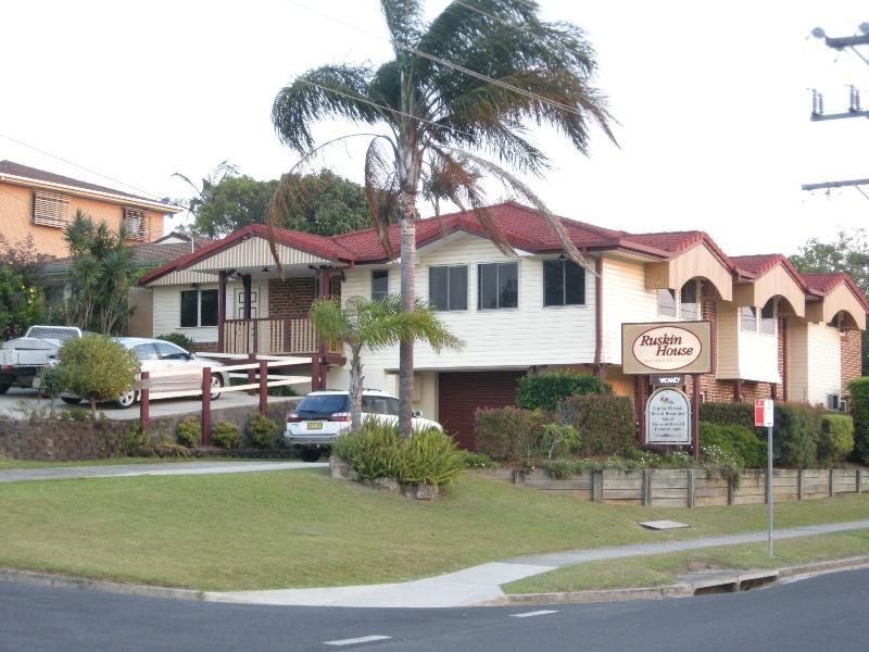 Ruskin House Bed & Breakfast — 4-Star Luxury Hotel in Byron Bay, Australia