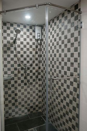 Renovated City Center Pool Access 2 A Cs — 4-Star Luxury Hotel in Cebu City, Philippines