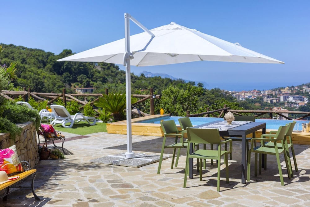 Casa I Giardini di Sorrento — 4-Star Luxury Hotel in Sorrento, Italy