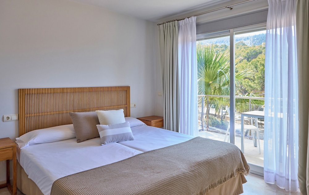 Universal Aquamarin Beach Houses — Andratx — photo 5