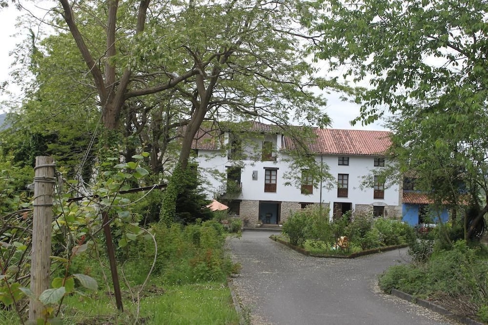 Agroturismo Muriances in San Vicente De La Barquera, Spain