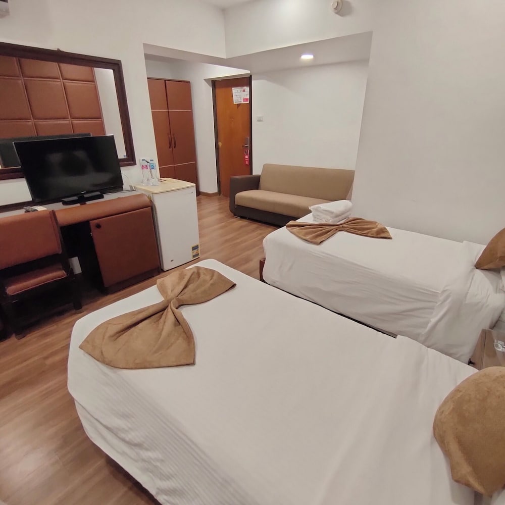 Pearl Hotel