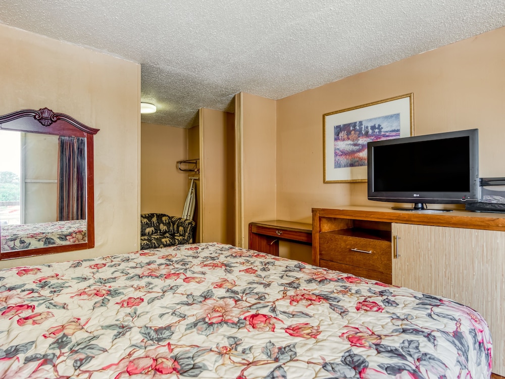 OYO Hotel Jackson North I 55 - photo 14