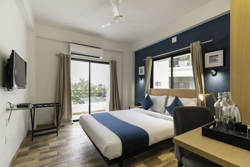 Silverkey Executive Stays 42958 Sg Highway — Ahmedabad