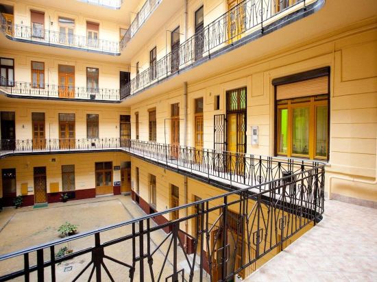 Dolcevita in Budapest, Hungary