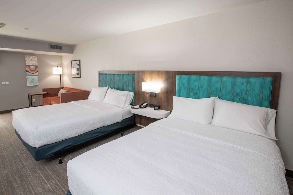 Hampton Inn Dry Ridge - photo 31