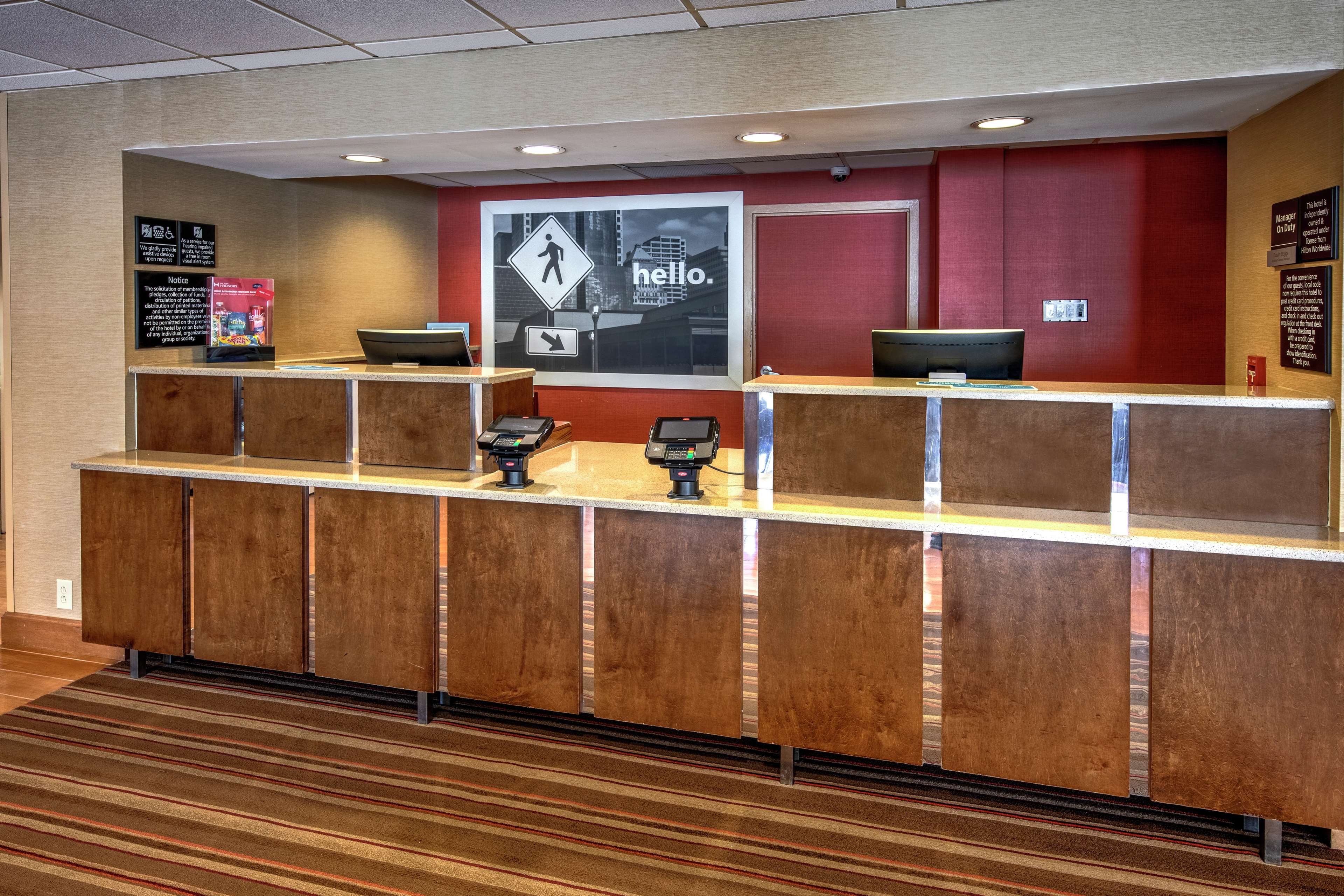 Hampton Inn Raleigh Cary - photo 3