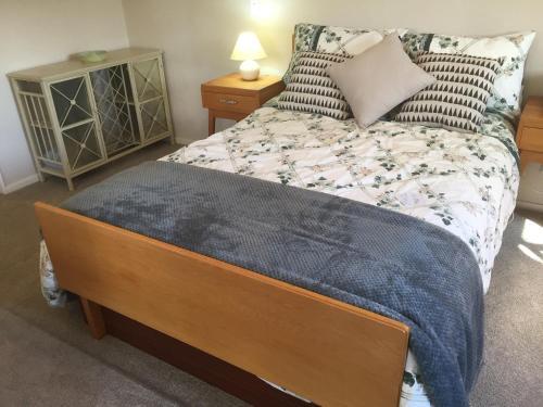 Chris’s Cabin — Wellington — photo 4