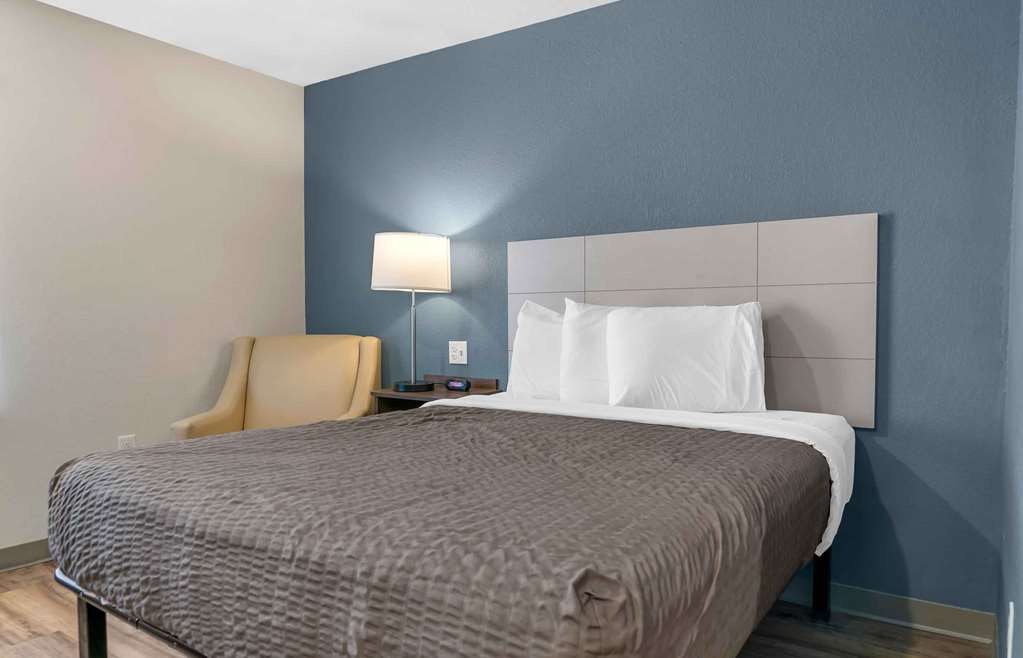 Extended Stay America Suites Detroit Rochester Hills - photo 12