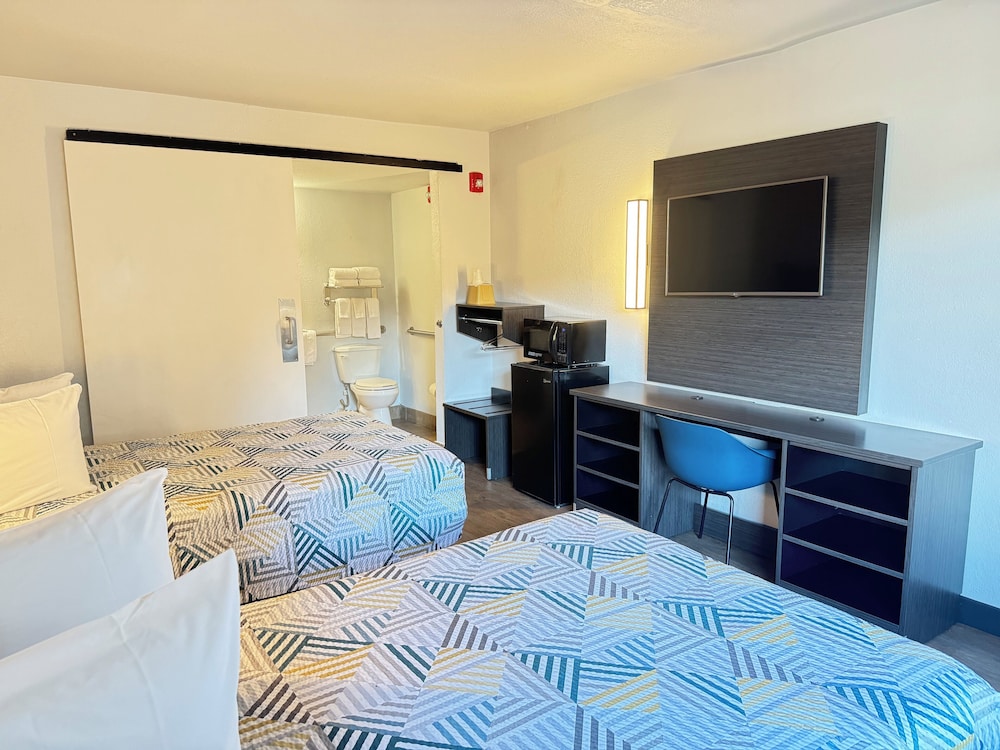 Masters Inn Tucker - photo 15