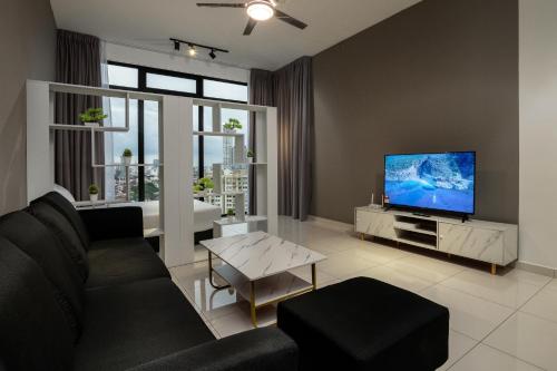 Penang KTHOME Beacon Executives suite — 4-Star Luxury Hotel in George Town, Malaysia