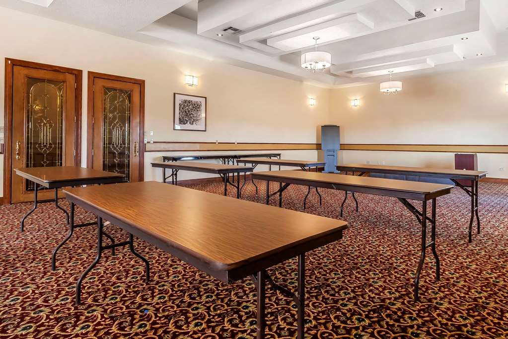 Quality Inn & Suites Owasso - photo 26