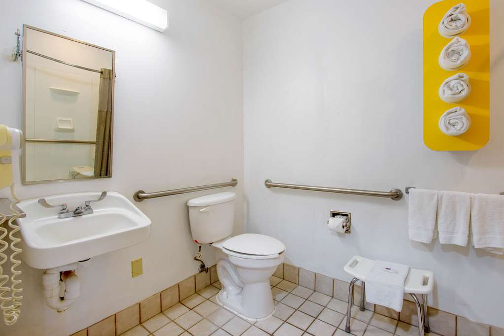 Motel 6 El Paso TX Southeast - photo 17